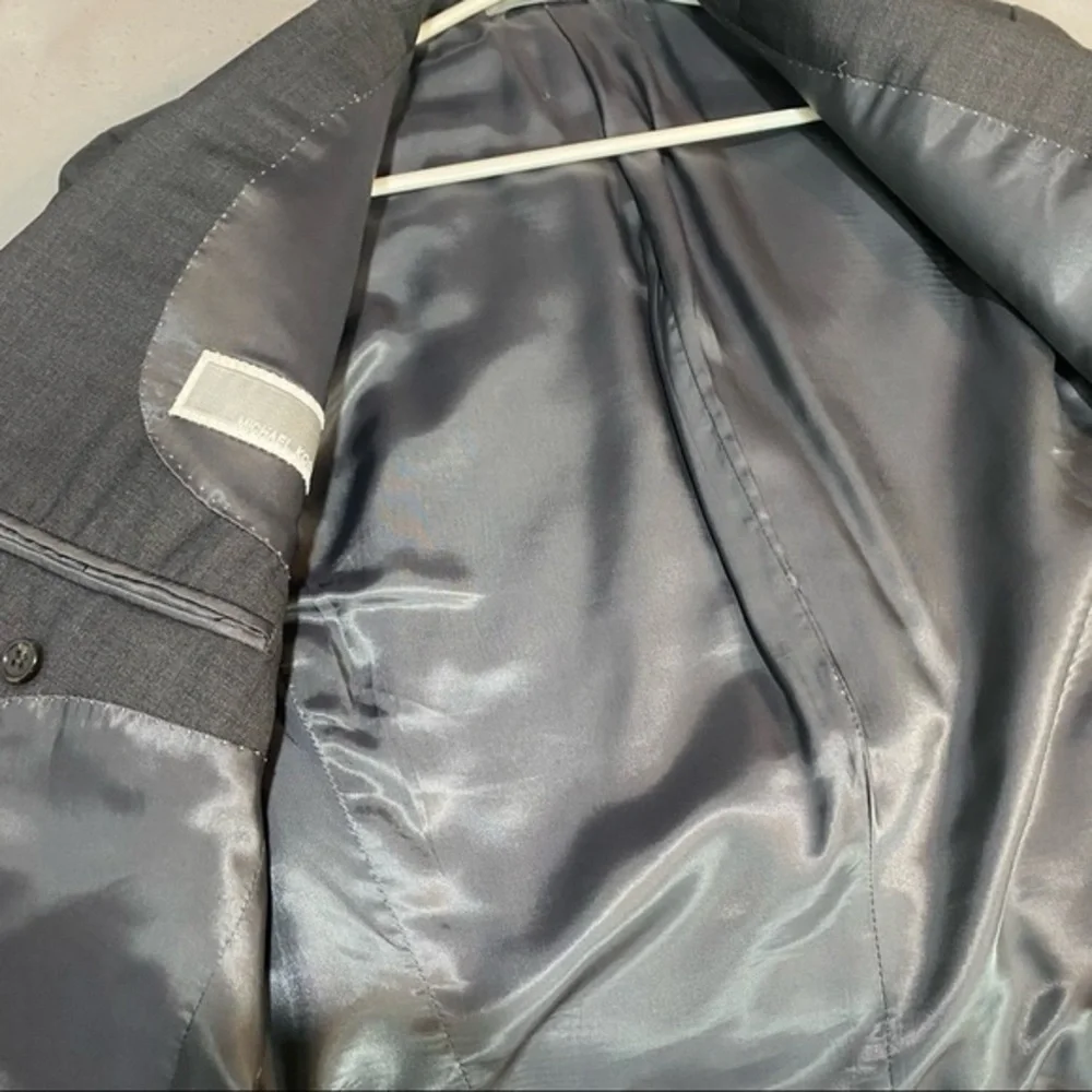 MICHAEL KORS 100% WOOL‎ GRAY 2 BUTTON BLAZER JACKET